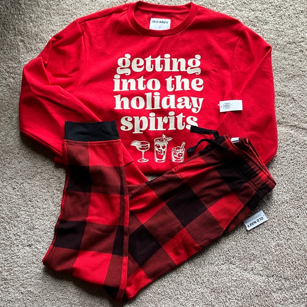 NWT Old Navy Holiday Pajamas
